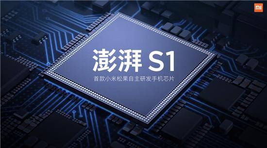 情有独钟！《小丑牌》成古恩在《超人》拍摄间隙首选消遣